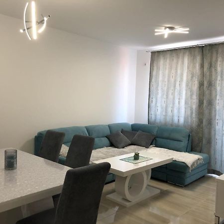 Apartman Sims Bijeljina Eksteriør bilde