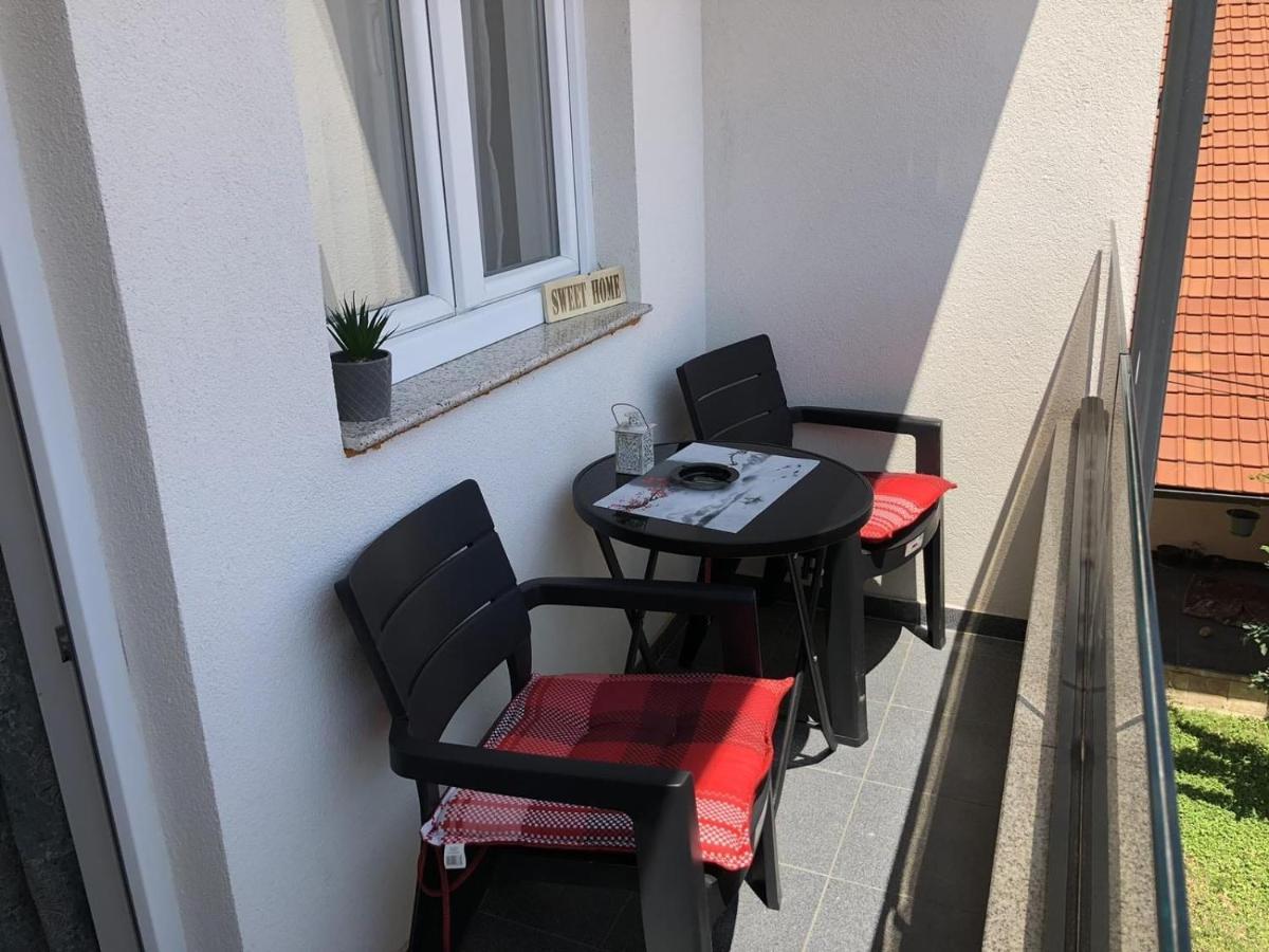 Apartman Sims Bijeljina Eksteriør bilde