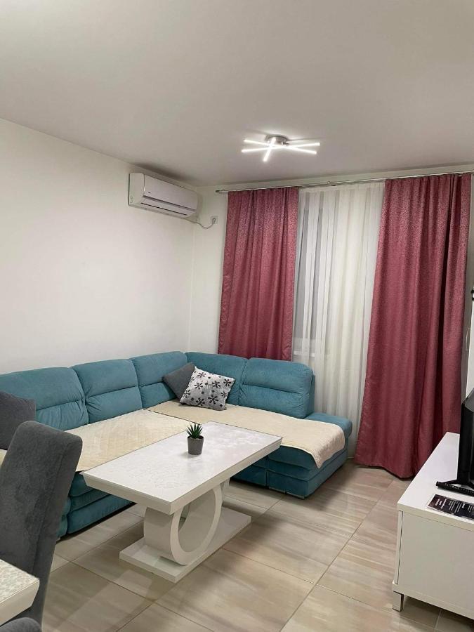 Apartman Sims Bijeljina Eksteriør bilde